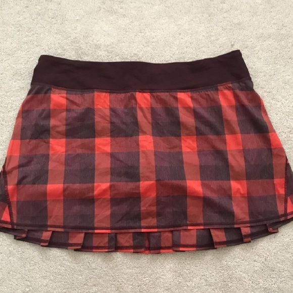 Size 8 tall & 12 R plaid check black and red skirt - Picture 2 of 2